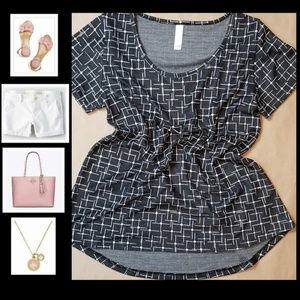 LULAROE - CLASSIC T - XS